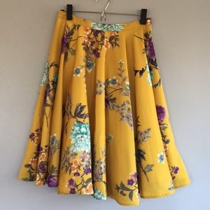 EUC Modcloth Yellow Floral Skirt